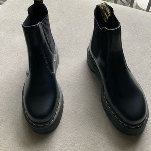 Brand New Never Worn Dr. Martens Quad Chelsea Boot